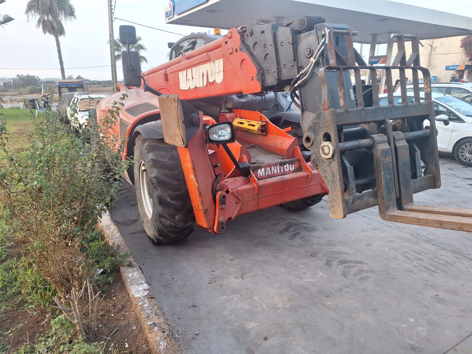 12e84c42-af8c-45cd-a75c-317b6b97d0c5