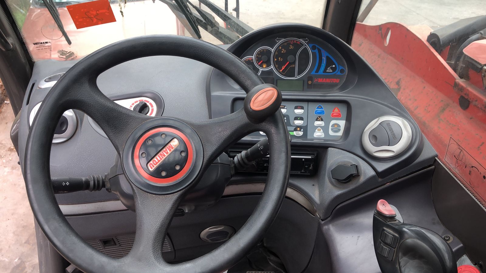 WhatsApp Image 2025-12-01 at 19.01.29